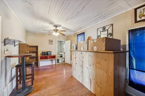 224 Avenue F Street Sealy TX 77474