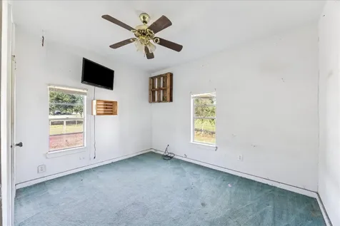224 Avenue F Street Sealy TX 77474