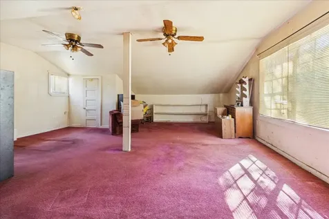 224 Avenue F Street Sealy TX 77474