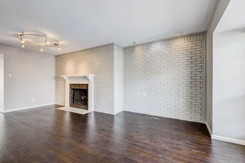 6444 Burgoyne Road 104 Houston TX 77057
