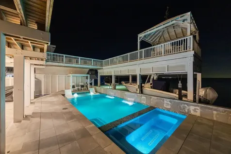 21914 Guadalupe Drive Galveston TX 77554