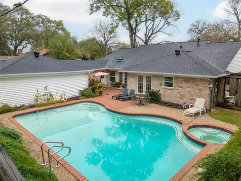 7219 Ridge Oak Drive Houston TX 77088