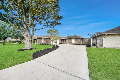 7102 Log Hollow Drive Houston TX 77040