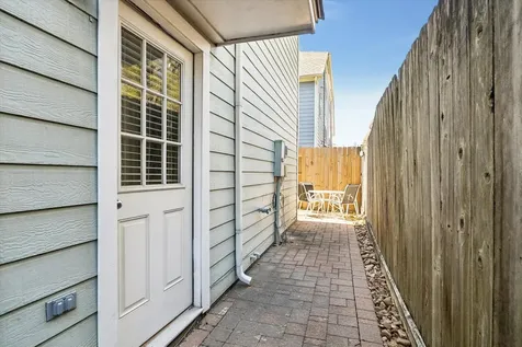 1421 W 26th Street Unit F Houston TX 77008