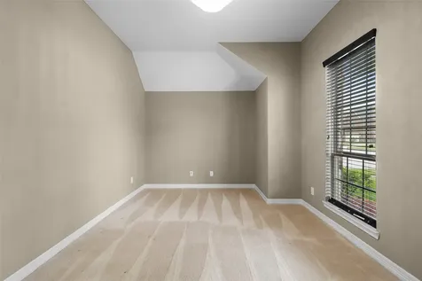 2102 Rolling Fog Drive Pearland TX 77584