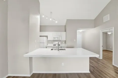 623 E Country Grove Circle Pearland TX 77584