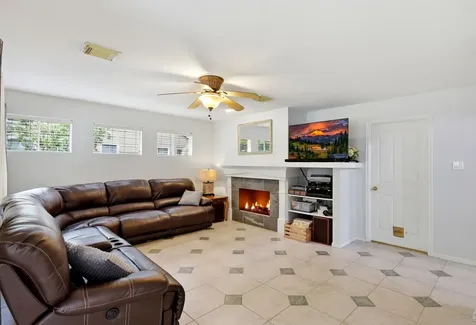 38 Dovewing Place The Woodlands TX 77382