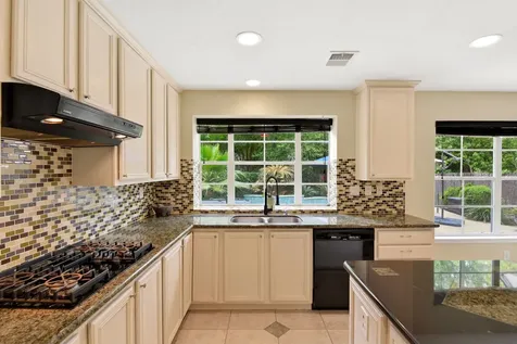 38 Dovewing Place The Woodlands TX 77382