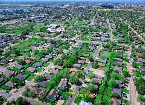 1122 Detroit Street College Station TX 77840