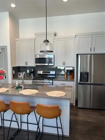 805 N Emile Sreet Houston TX 77020