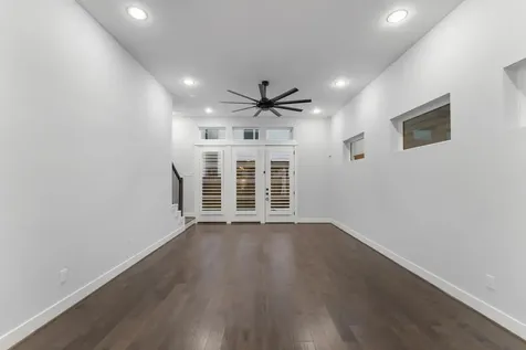 113 Coronado Street Houston TX 77009