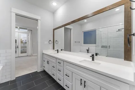 113 Coronado Street Houston TX 77009