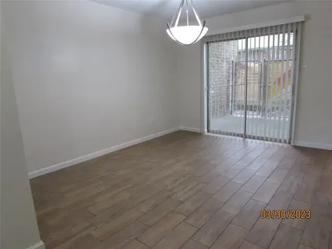 6308 1st Street Bellaire TX 77401