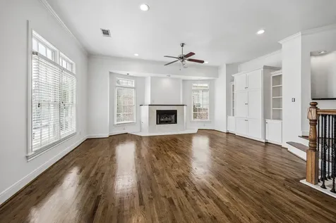 1647 Bonnie Brae Street Houston TX 77006