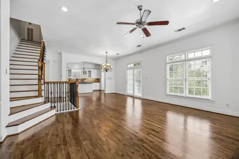 1647 Bonnie Brae Street Houston TX 77006