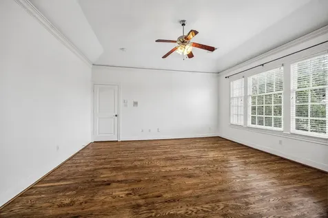 1647 Bonnie Brae Street Houston TX 77006