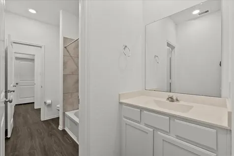 630 Harbor Colony Lane La Marque TX 77568