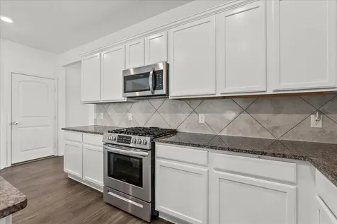 630 Harbor Colony Lane La Marque TX 77568