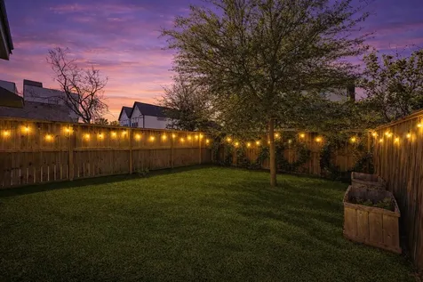 2415 Chapman Street Houston TX 77009