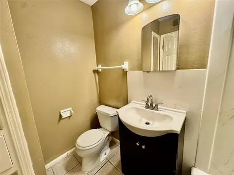 2201 North Grand Boulevard 11 Pearland TX 77581