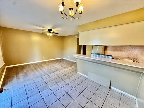 2201 North Grand Boulevard 11 Pearland TX 77581