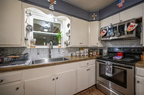 309 N Beech Street Woodville TX 75979