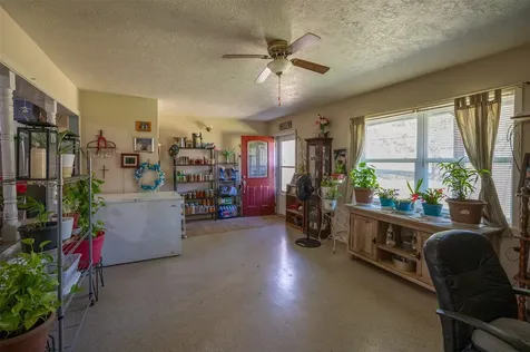 309 N Beech Street Woodville TX 75979