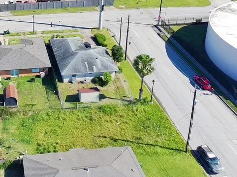 611 31st Street Galveston TX 77550