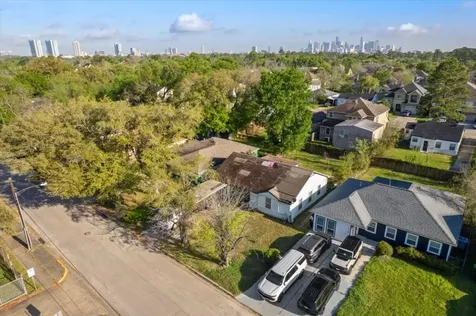 3535 Tampa Street Houston TX 77021