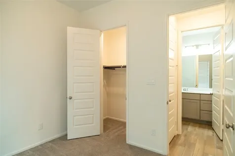 31410 Golden Cliffs Lane Fulshear TX 77441