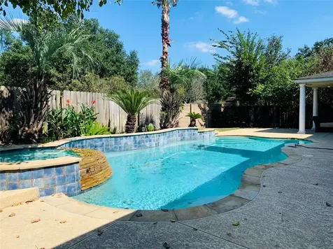 12402 Santiago Cove Lane Houston TX 77041