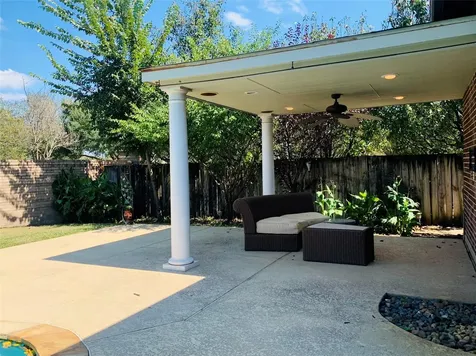 12402 Santiago Cove Lane Houston TX 77041