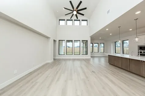 1935 Langford Street Montgomery TX 77316