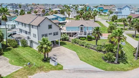 4319 Spanish Main Jamaica Beach TX 77554