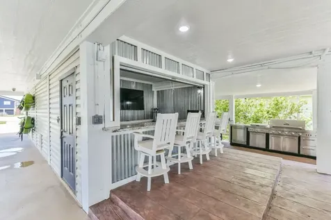 4319 Spanish Main Jamaica Beach TX 77554