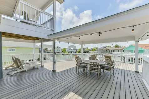 4319 Spanish Main Jamaica Beach TX 77554