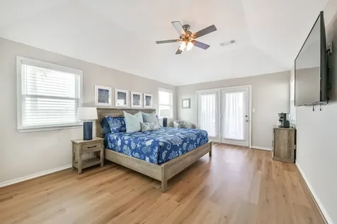 4319 Spanish Main Jamaica Beach TX 77554