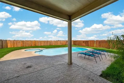 4146 Brunswick Crossing Lane Houston TX 77047