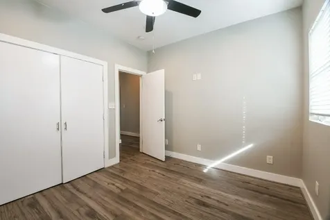 3249 Dixie Drive B Houston TX 77021
