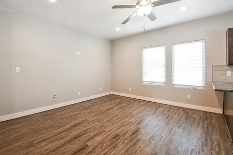 3249 Dixie Drive B Houston TX 77021
