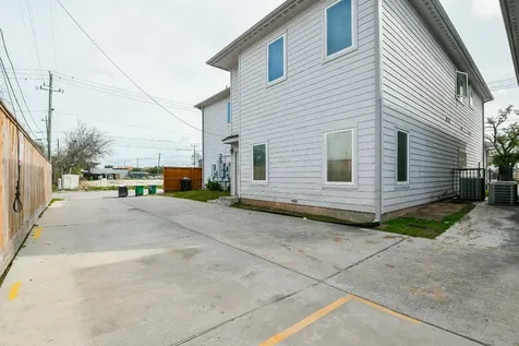 3249 Dixie Drive B Houston TX 77021