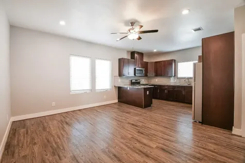 3249 Dixie Drive B Houston TX 77021