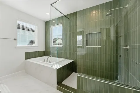 2706 Grand Fountains Drive H Houston TX 77054