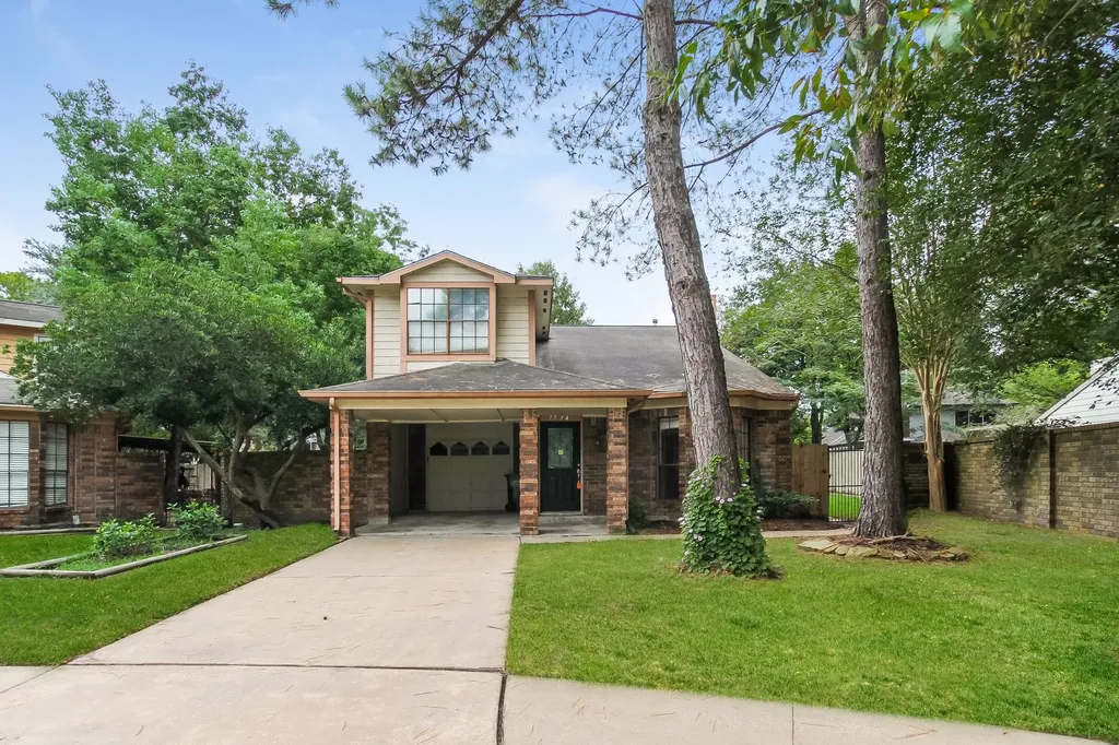 7774 High Village Drive Houston TX 77095