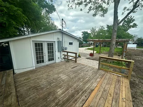 4109 Edison Street Houston TX 77009