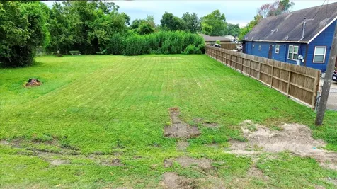 859 W Rittenhouse Road Houston TX 77091