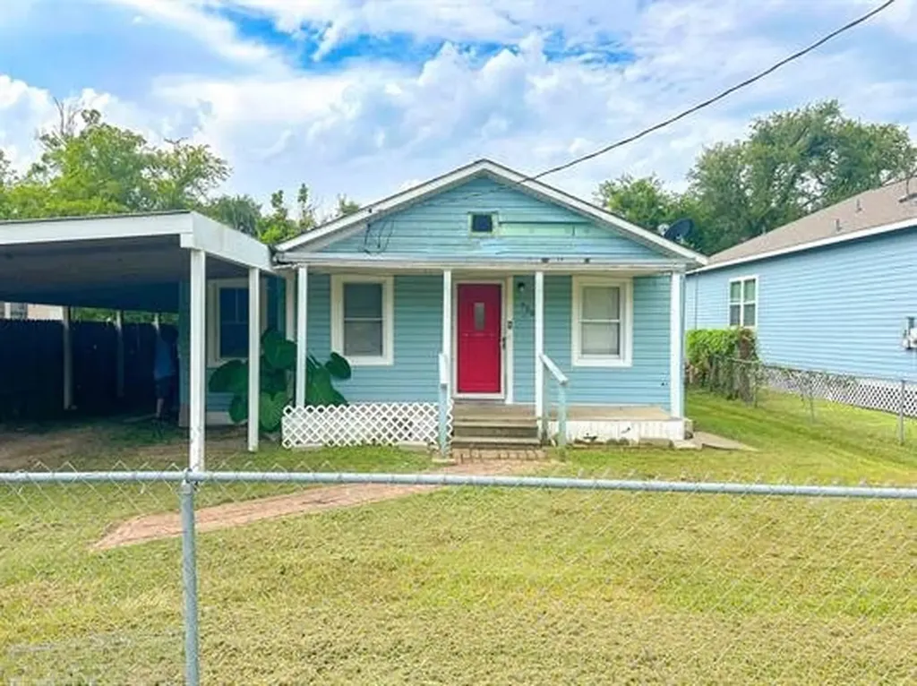 735 Highland Drive Beaumont TX 77705