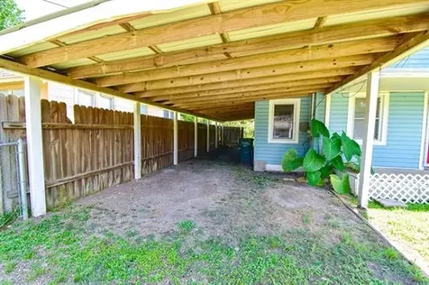 735 Highland Drive Beaumont TX 77705