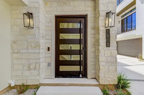 1803 Dunlavy Street Houston TX 77006