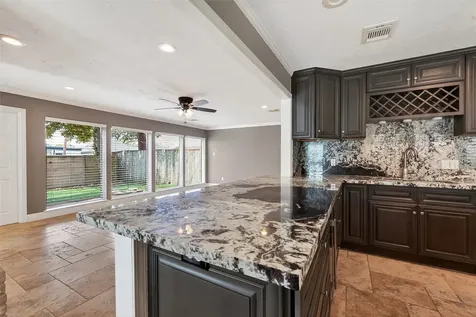 2810 Quail Hollow Drive Missouri City TX 77459